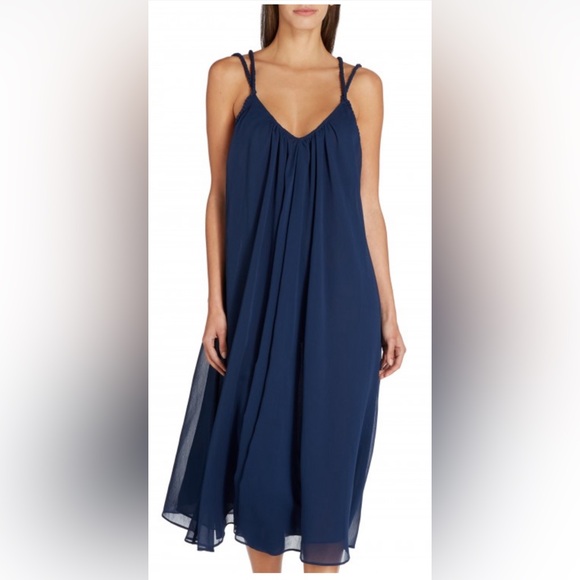 Valimare Dress - Picture 1 of 8